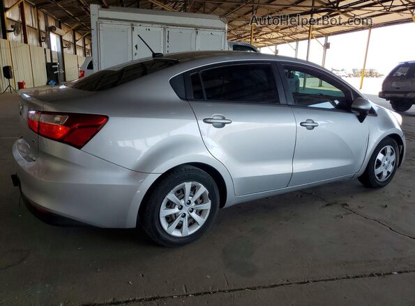 KNADM4A37H6025795 2017 KIA RIO Silver Rear right
