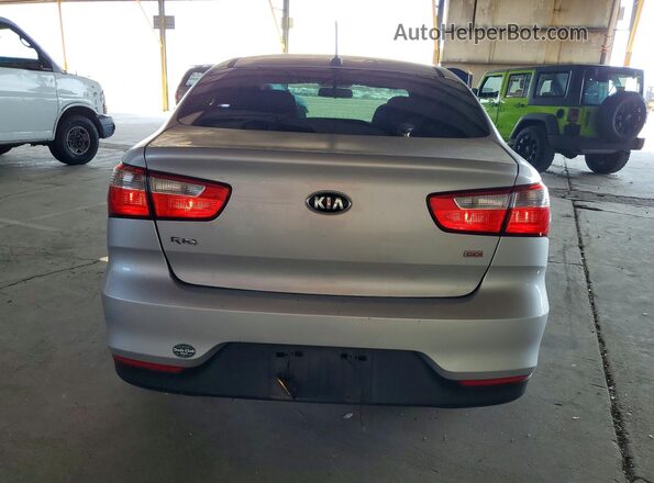 KNADM4A37H6025795 2017 KIA RIO Silver Rear view