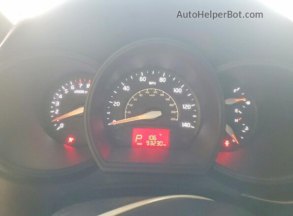 KNADM4A37H6025926 2017 KIA RIO Black Widok zestawu wskaźników