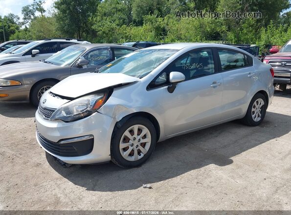 KNADM4A3XG6639416 2016 KIA RIO Silver Передня ліва чверть