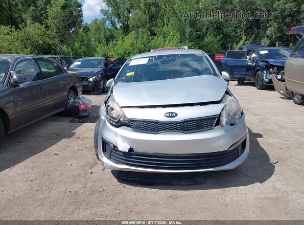 KNADM4A3XG6639416 2016 KIA RIO Silver Вид щитка приладів