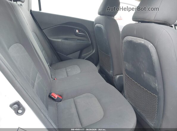 KNADM4A3XH6062338 2017 KIA RIO Silver VIN կոդի պիտակի տեսք
