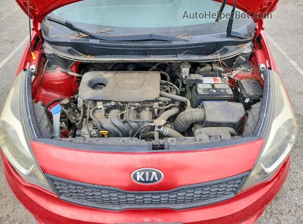 KNADM4A3XH6112249 2017 KIA RIO Red Вид задньої частини салону