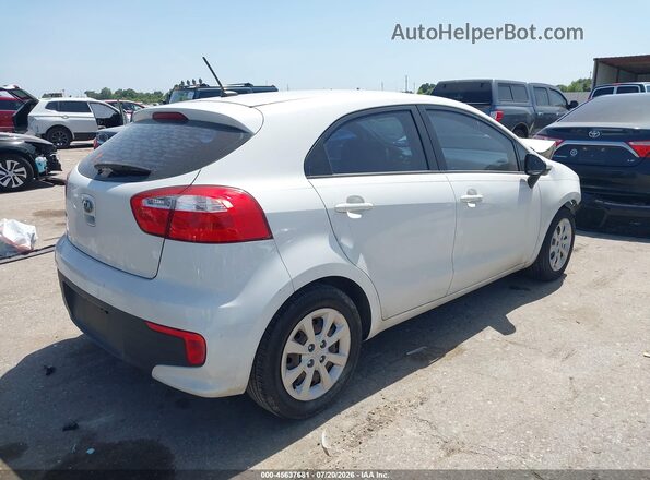KNADM5A34G6579302 2016 KIA RIO White Rear right