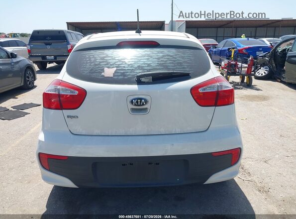 KNADM5A34G6579302 2016 KIA RIO White 