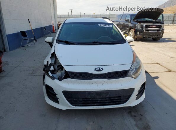 KNADM5A3XG6600329 2016 KIA RIO White Widok z przodu