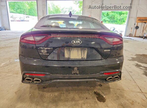 KNAE25LA4J6017042 2018 KIA STINGER Black Rear view