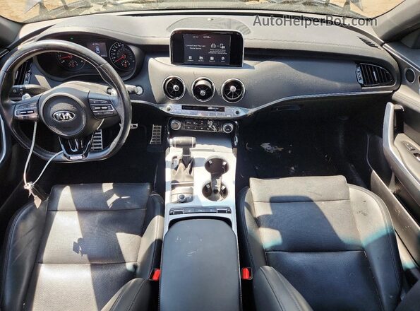KNAE35LC8K6043725 2019 KIA STINGER Charcoal Вид панелі приладів