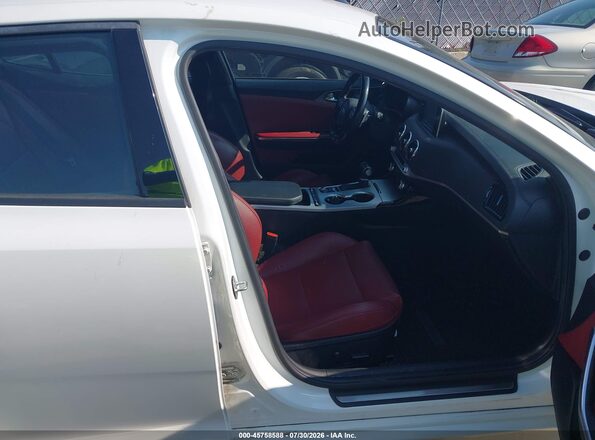 KNAE35LC9L6079232 2020 KIA STINGER White Սալոնի դիմացի տեսք