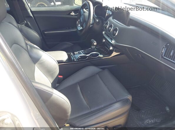 KNAE35LD1P6136862 2023 KIA STINGER Gray Вид салону спереду