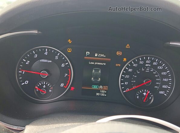 KNAE35LD8P6132632 2023 KIA STINGER Charcoal Սարքավորումների վահանակի տեսք