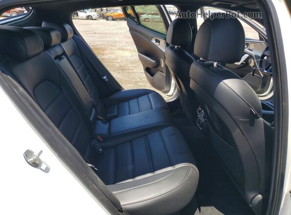 KNAE55LC2J6035113 2018 KIA STINGER White Rear seats view