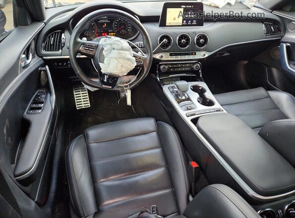 KNAE55LC3L6073873 2020 KIA STINGER Черный Вид панели приборов