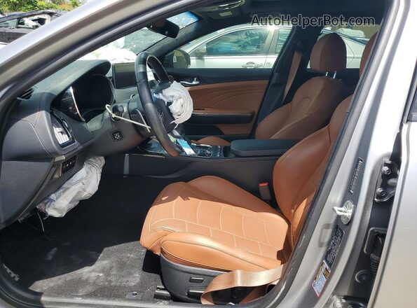 KNAE55LC7P6134745 2023 KIA STINGER Gray Vista interior delantera