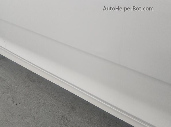 KNAE55LC9J6035528 2018 KIA STINGER White 