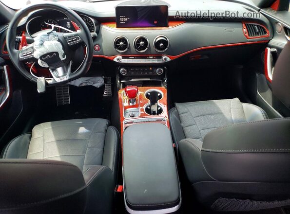 KNAE55LCXP6130642 2023 KIA STINGER Red Вид панелі приладів