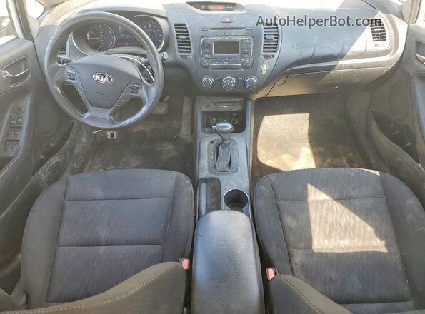 KNAFK4A60G5602812 2016 KIA FORTE White Widok deski rozdzielczej