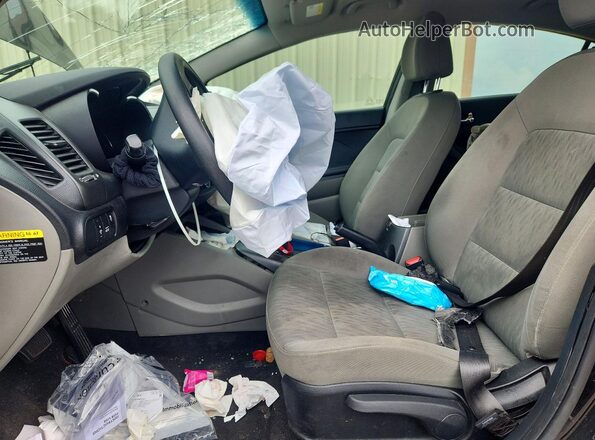 KNAFK4A62G5521651 2016 KIA FORTE Black Vista interior delantera