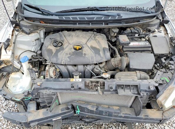 KNAFK4A62G5604352 2016 KIA FORTE Silver Vista interior trasera