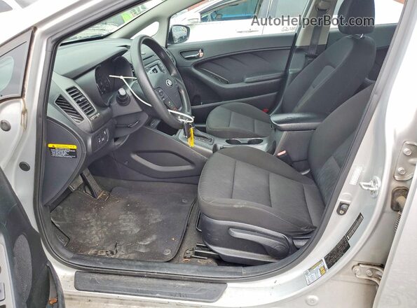 KNAFK4A62G5604352 2016 KIA FORTE Silver Vista interior delantera
