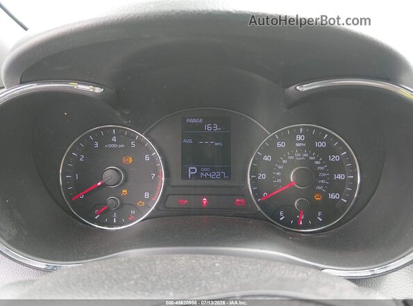 KNAFK4A63G5555243 2016 KIA FORTE Silver Vista de los asientos traseros