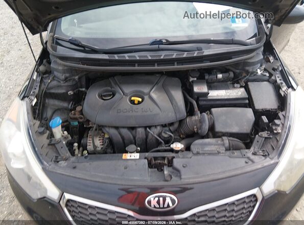 KNAFK4A65G5527217 2016 KIA FORTE Black Rear view