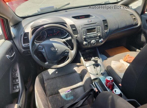 KNAFK4A66G5548836 2016 KIA FORTE Красный Вид панели приборов