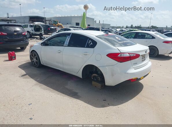 KNAFK4A66G5584932 2016 KIA FORTE White Trasero izquierdo
