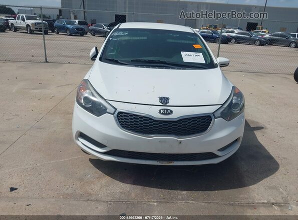 KNAFK4A66G5584932 2016 KIA FORTE White Vista interior trasera