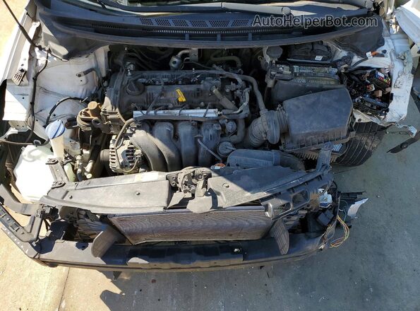 KNAFK4A68G5459589 2016 KIA FORTE White Սալոնի հետևի տեսք