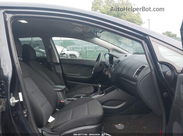 KNAFK5A83H5725514 2017 KIA FORTE Black Widok wnętrza z przodu