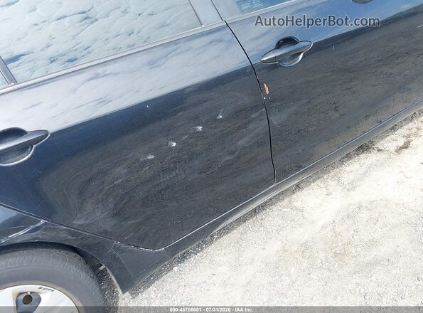 KNAFK5A86H5692962 2017 KIA FORTE Black Widok z przodu