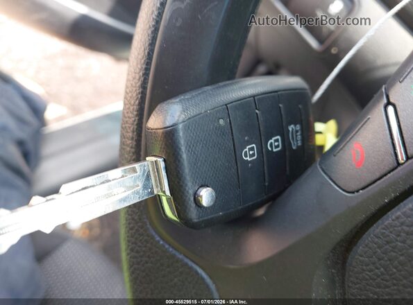 KNAFK5A87H5725564 2017 KIA FORTE White Առջևի վահանակի տեսք