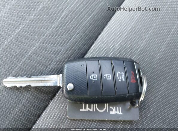 KNAFK5A89G5585404 2016 KIA FORTE Gray Widok deski rozdzielczej