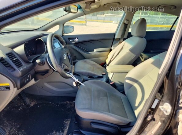 KNAFX4A64G5455024 2016 KIA FORTE Черный Вид салона спереди