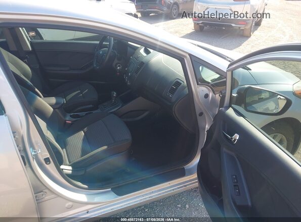 KNAFX4A67G5608527 2016 KIA FORTE Silver Vista interior delantera