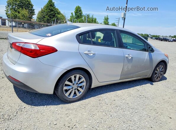 KNAFX4A6XG5446229 2016 KIA FORTE Серебряный Задняя правая четверть