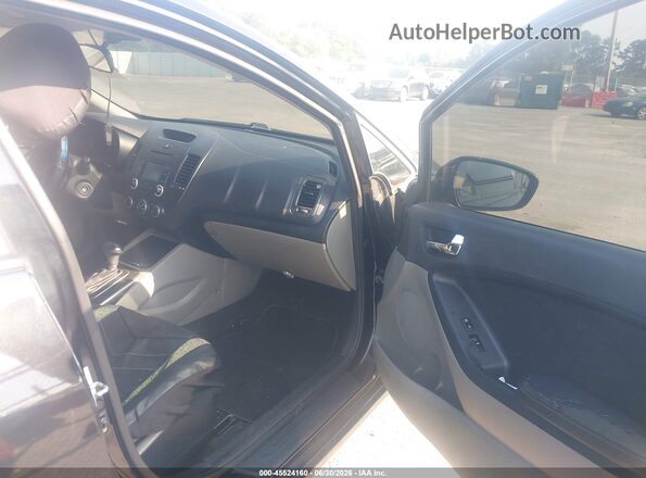 KNAFX4A6XG5549621 2016 KIA FORTE Black წინა სალონის ხედი