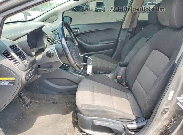 KNAFX4A87G5497639 2016 KIA FORTE Gray Вид салону спереду