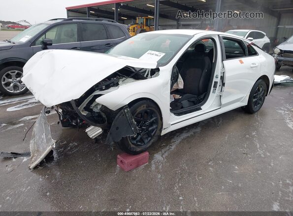 KNAG24J72T5478792 2026 KIA K5 Белый Передняя левая четверть