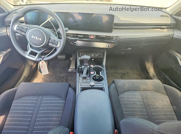 KNAG24J7XT5481312 2026 KIA K5 Gray Dashboard view