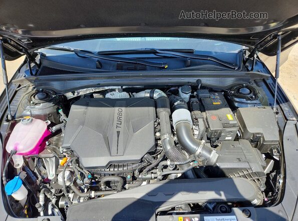 KNAG44J83T5437171 2026 KIA K5 Black Vista interior trasera
