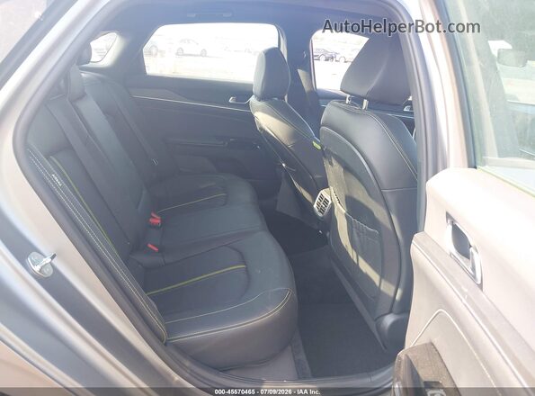 KNAG44J86S5322014 2025 KIA K5 Gray VIN კოდის სტიკერის ხედი
