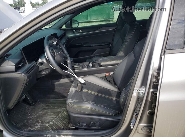 KNAG44J89S5336845 2025 KIA K5 Gray Front interior view