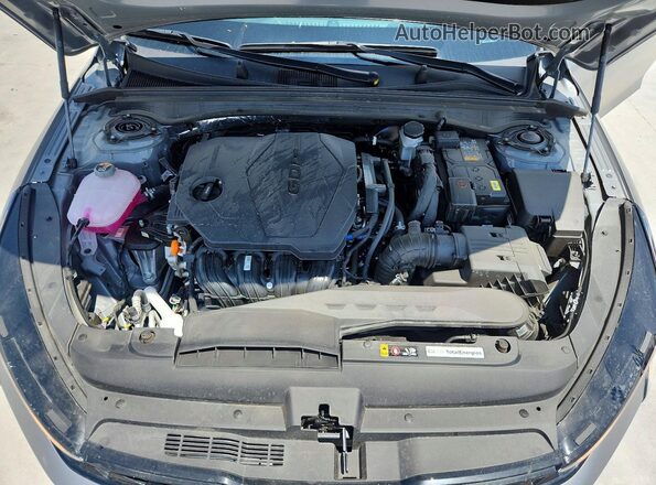 KNAG64J70T5403450 2026 KIA K5 Gray Vista interior trasera