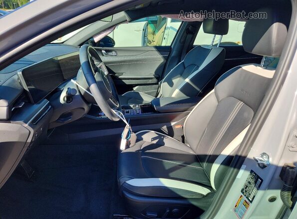 KNAG64J72S5290664 2025 KIA K5 Gray წინა სალონის ხედი