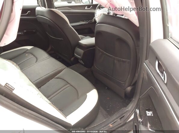 KNAG64J72S5301016 2025 KIA K5 White Widok naklejki z numerem VIN