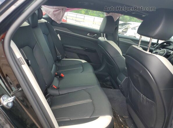 KNAG64J73S5330170 2025 KIA K5 Black Widok tylnych siedzeń