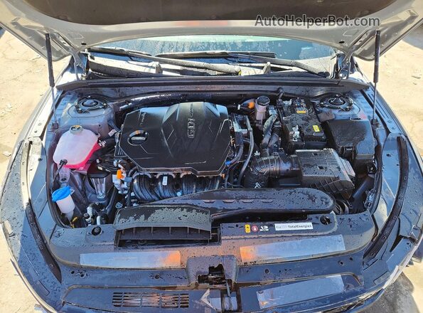 KNAG64J77T5418656 2026 KIA K5 Silver Սալոնի հետևի տեսք