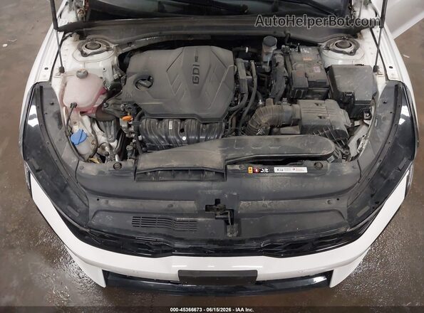 KNAG64J78S5279877 2025 KIA K5 White Vista trasera